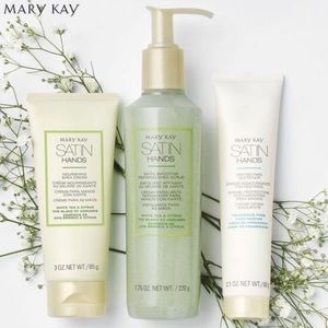 Mary Kay White Tea & Citrus Satin Hands® Pampering Set